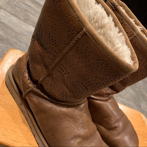 Lasercut Accent Leather Uggs - Picture 3 of 5